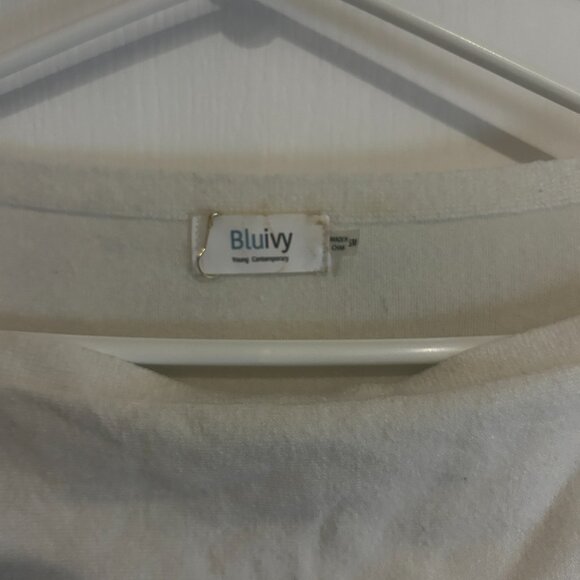 Bluivy White/Grey Knit Sweater – Size S - Picture 2 of 3